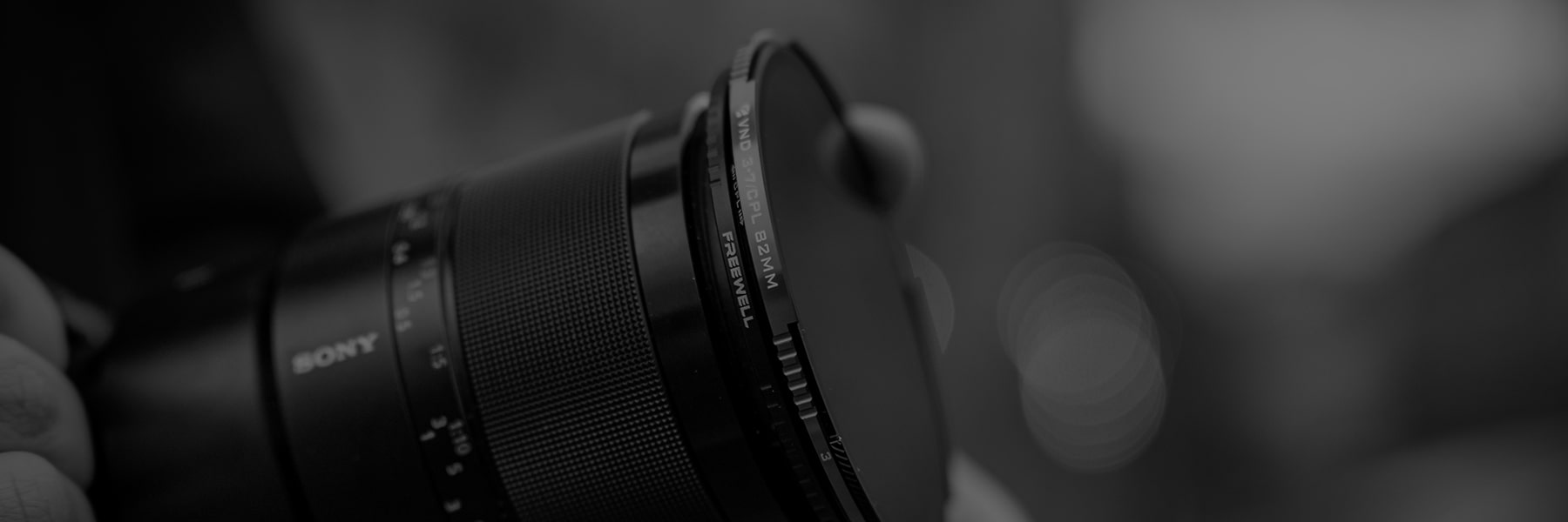Freewell Black Glow Mist 1/4 Filter, nur kompatibel mit The Real Locking L1 VND/CPL – mildert Highlights, fügt kinematischen Glanz für professionelle Filmemacher hinzu Freewell Black Glow Mist 1/4 Filter, nur kompatibel mit The Real Locking L1 VND/CPL – mildert Highlights, fügt kinematischen Glanz für professionelle Filmemacher hinzu
