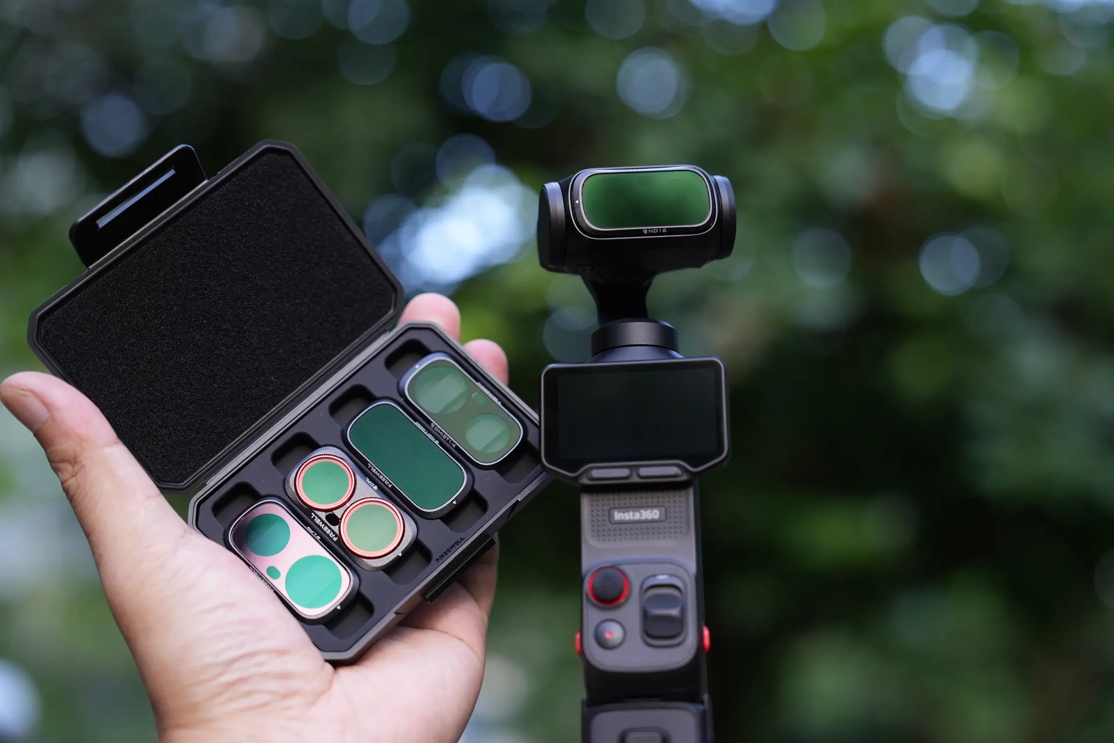 Freewell Everyday Kit case held beside Insta360 Luna Ultra