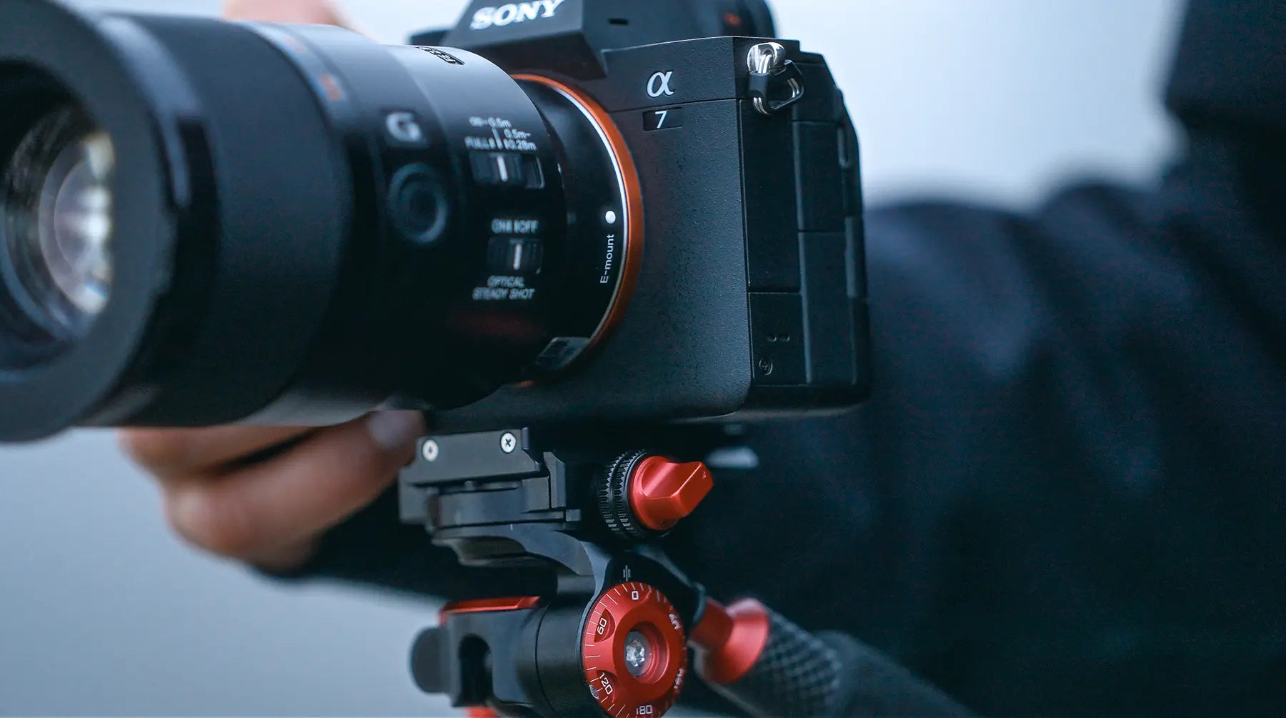Camera mounted securely on the Freewell T1 ball head