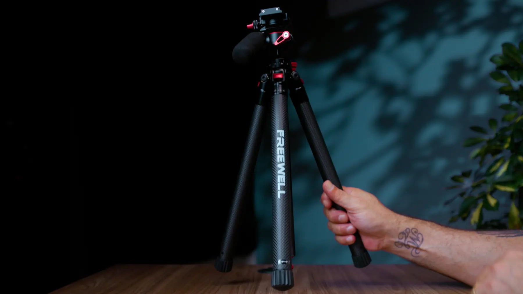 Creator setting up the Freewell T1 tripod