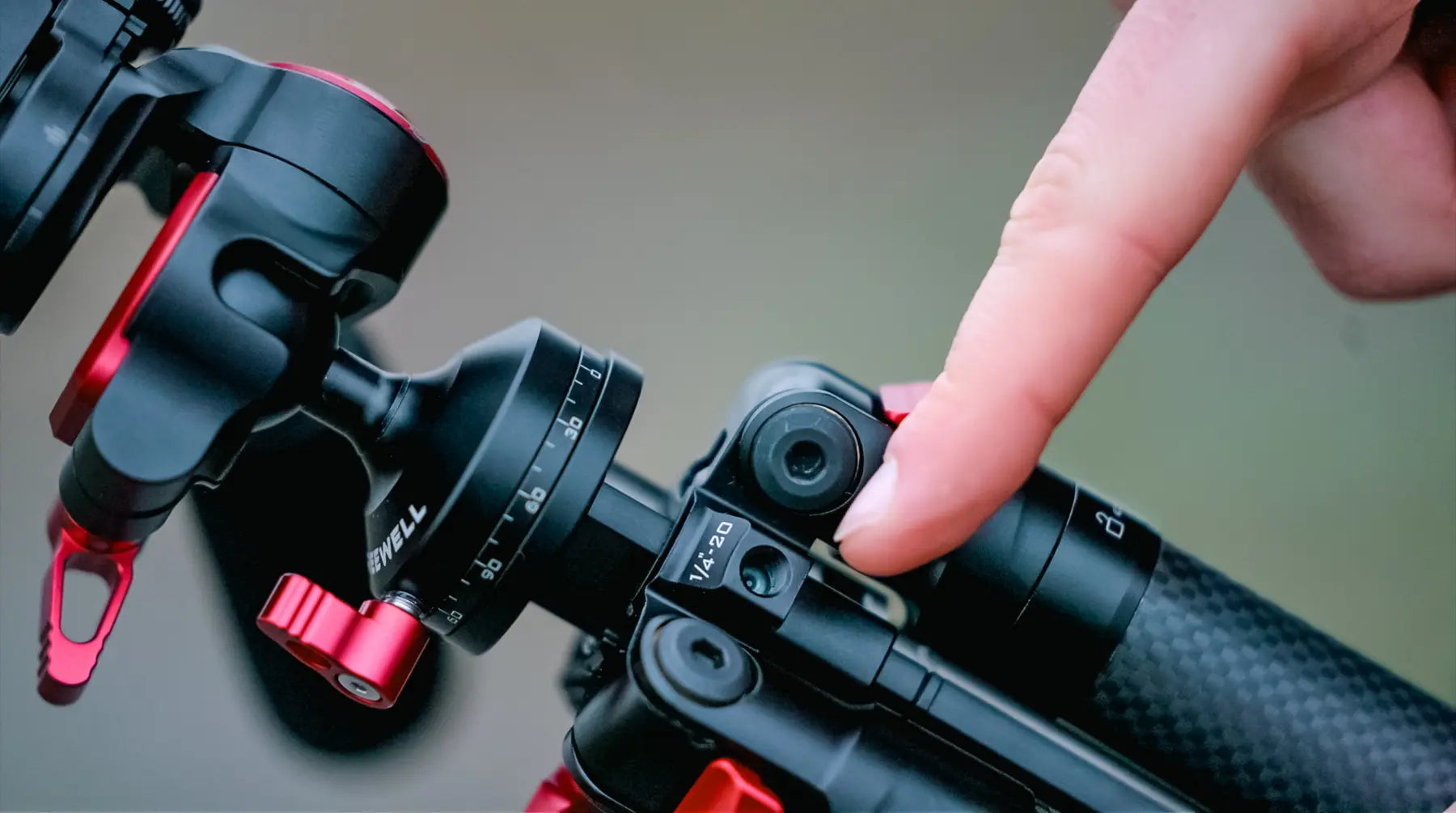 Accessory mounting point on the T1