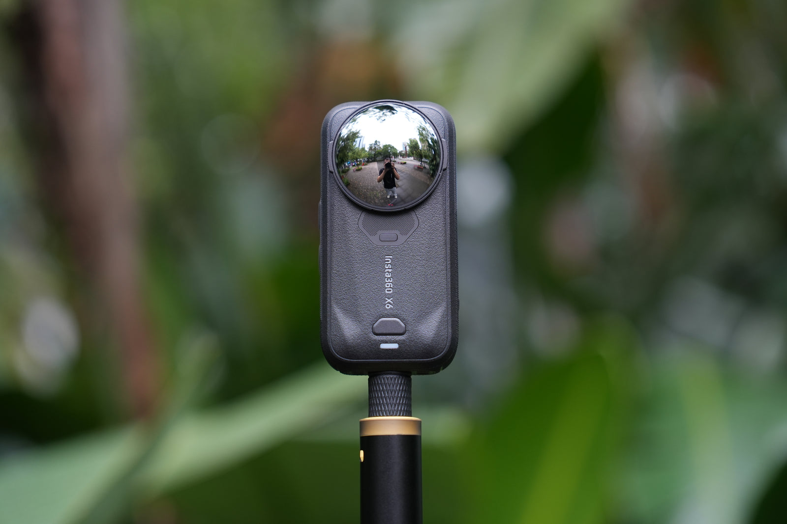 One camera. One dedicated fit.