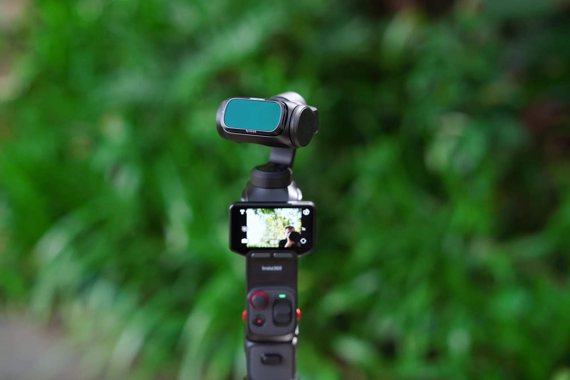 Freewell ND32 filter magnetically mounted on Insta360 Luna Ultra